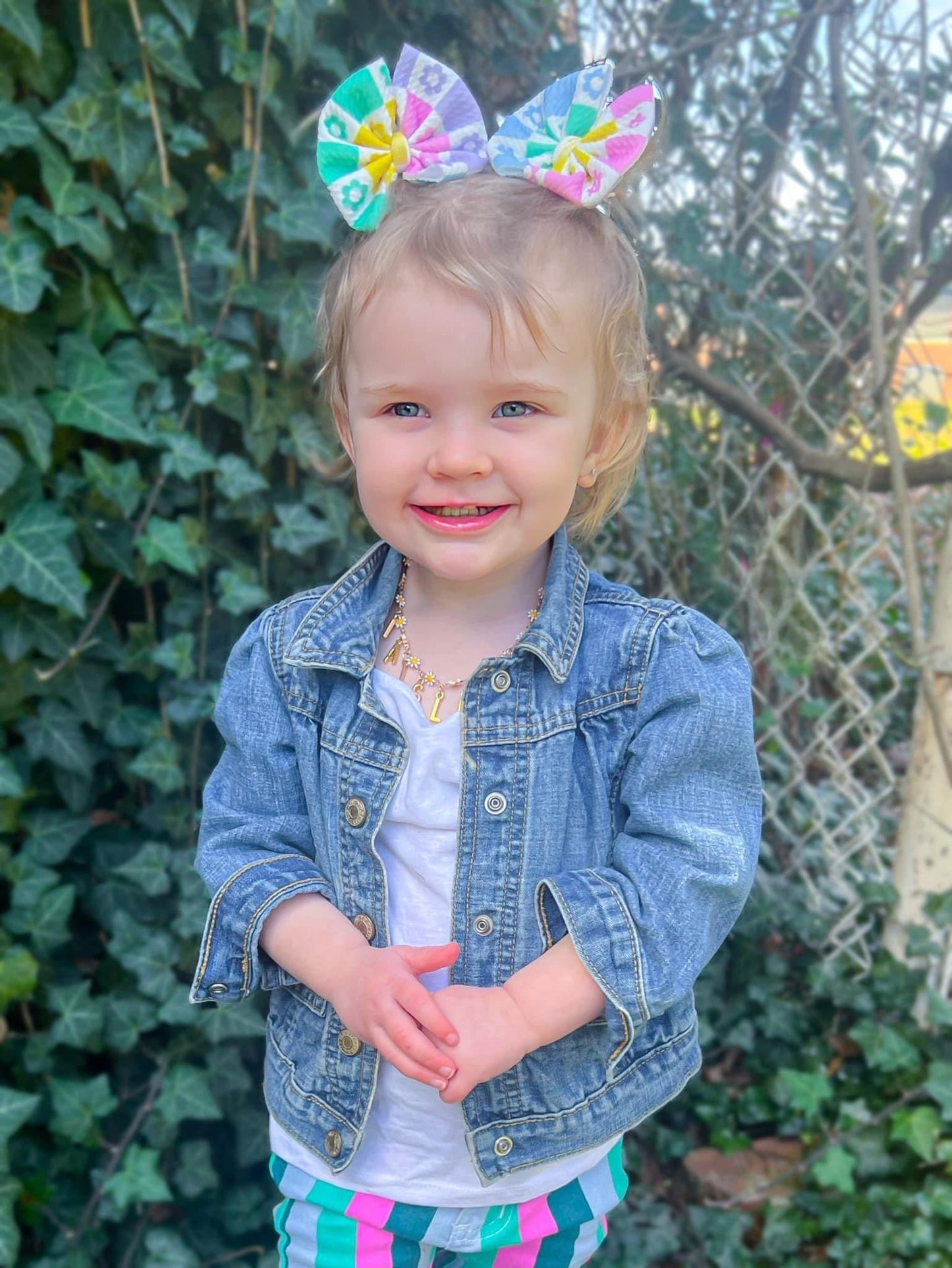 Checkered Daisy Bows