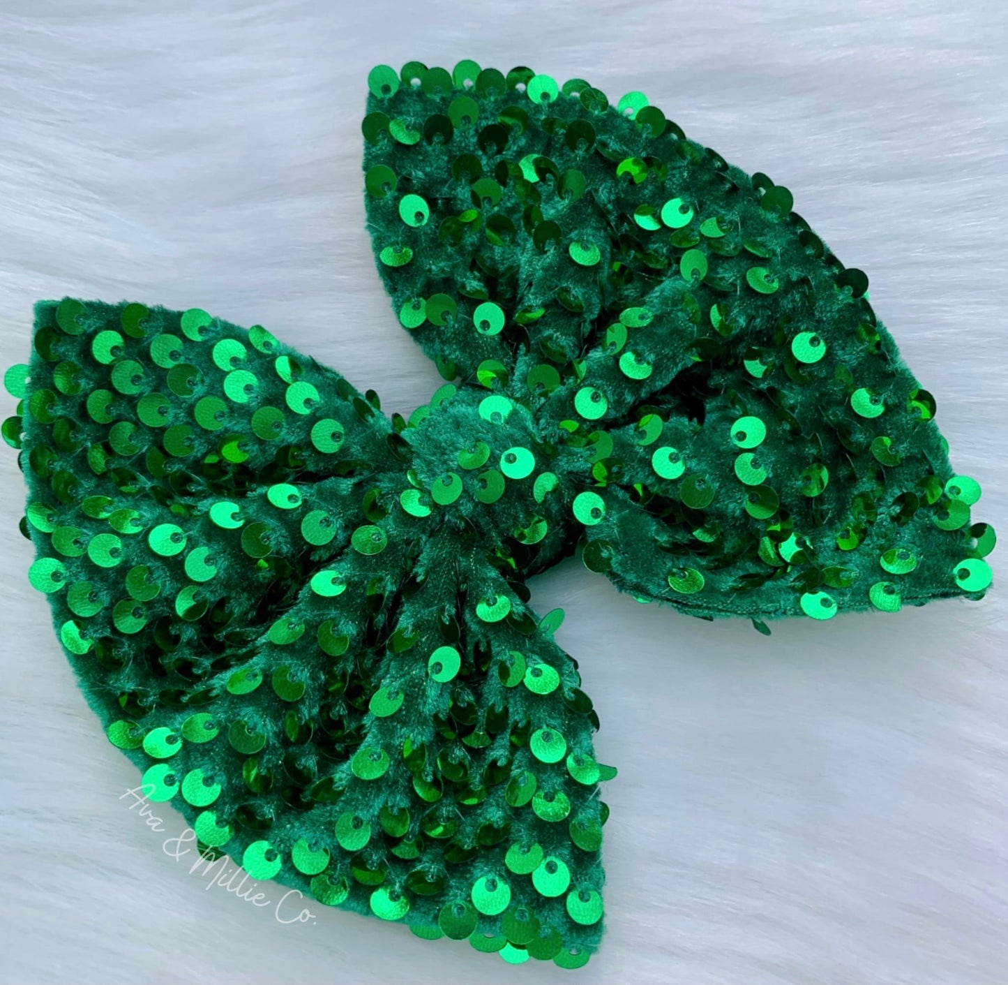 Kelly Green Glam Bows