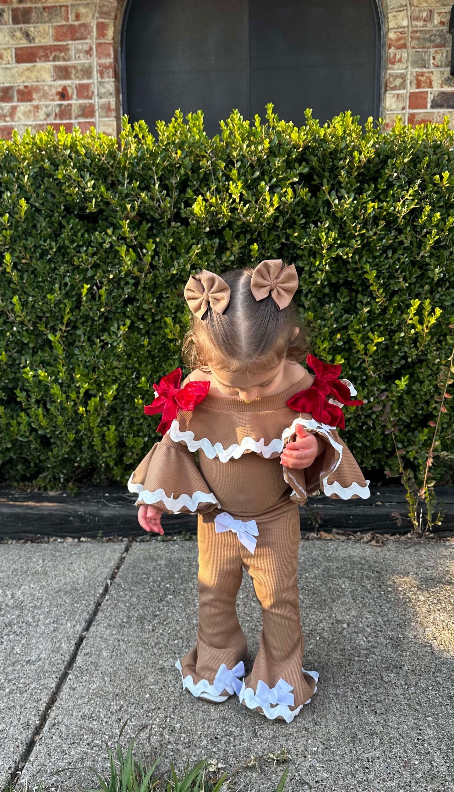 Oat Suede Bows