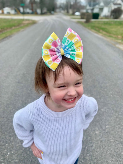 Checkered Daisy Bows