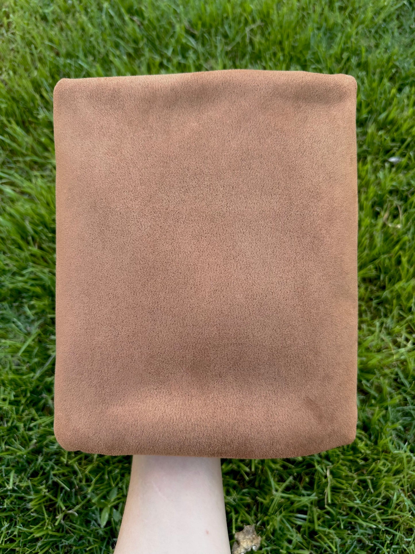 Nutmeg Suede Bows