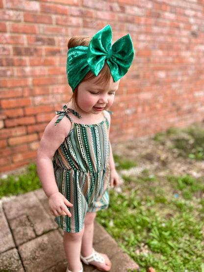 Kelly Green Glimmer Bows