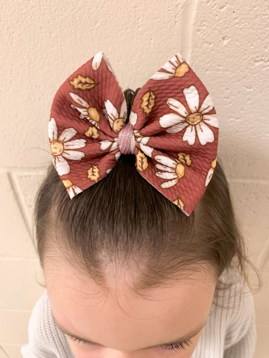 Mauve Floral Clip/Nylon